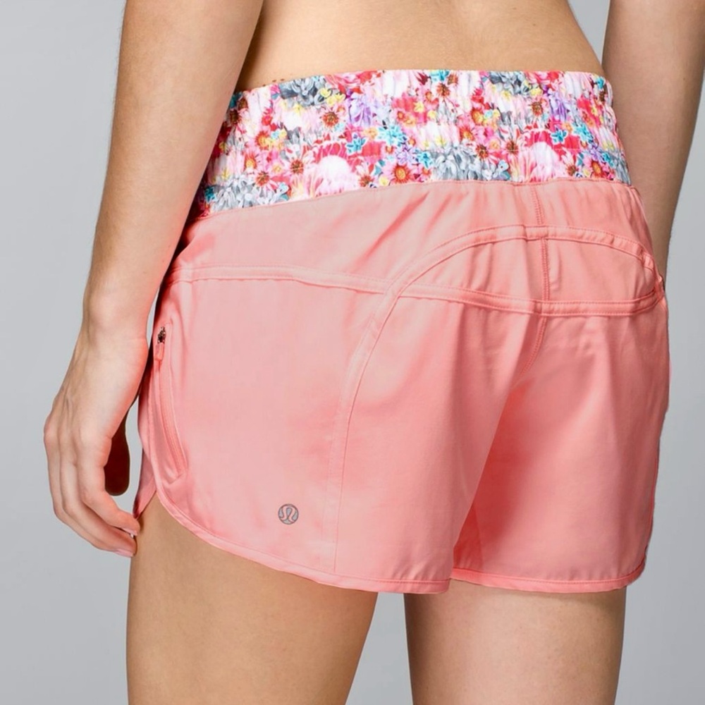 Lululemon tracker 2 shorts coral with floral waistband Sz 10